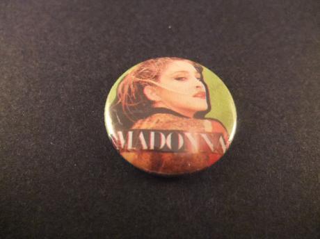 Madonna popzangeres kijkt opzij